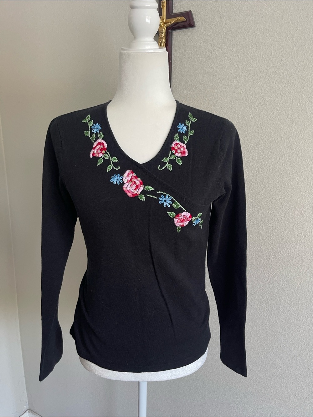 Black Floral Embroidered V-Neck Sweater Top